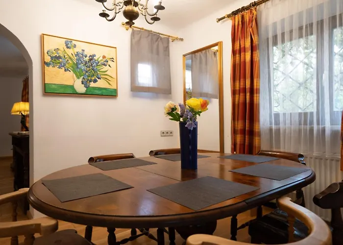 Großraumappartement Mit Gartenterrasse Salzbourg